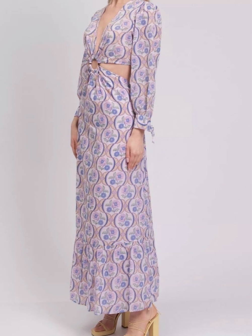 ANTIK BATIK
Tanissa cutout floral-print cotton-voile maxi dress